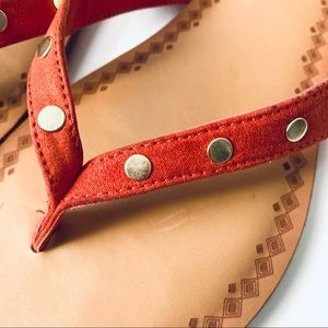 DV by Dolce Vita Bel Stud Flip Flop Thong Sandals Orange and gold studs size 9
